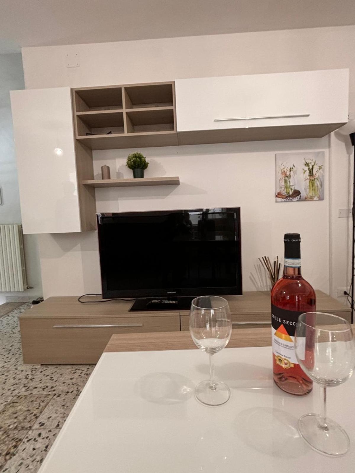 La Ginestra Apartment Roccascalegna Luaran gambar